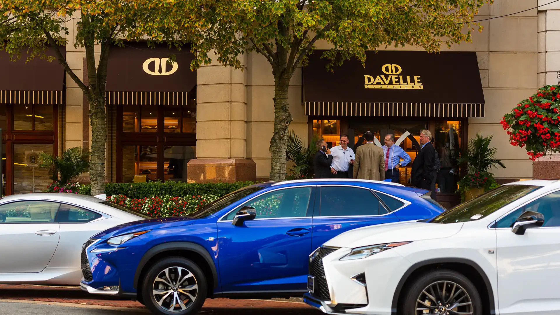 Davelle Clothiers storefront in Reston, Virginia